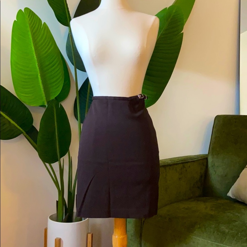 High-Waisted Dark Brown Mini-Skirt